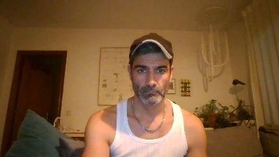 hotreds webcam model stream image