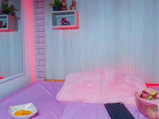 Camila Prieto webcam model stream image
