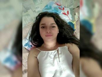 Nadia webcam model stream image