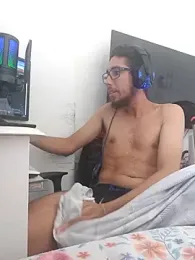 Mateusoliver7 webcam stripchat model stream image