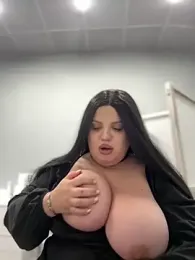 VladaWhite webcam model stream image