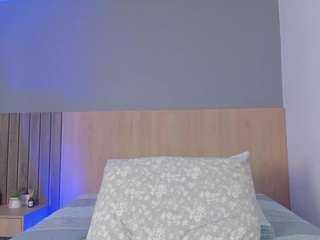 atenea-clerk webcam model stream image