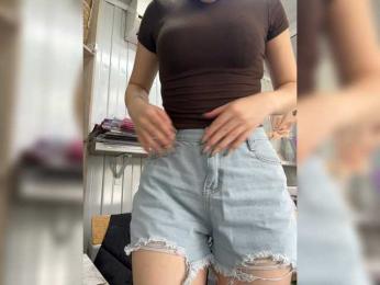 Aloeeevera444 webcam bongacams model stream image