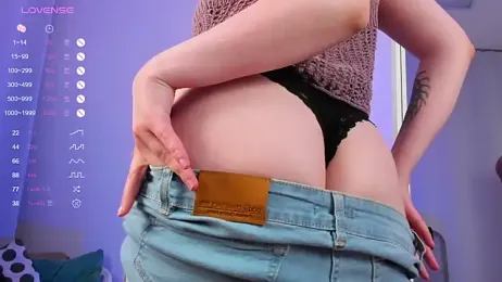 ShayaSilk webcam stripchat model stream image