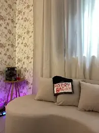 BelleLouiseVp webcam model stream image