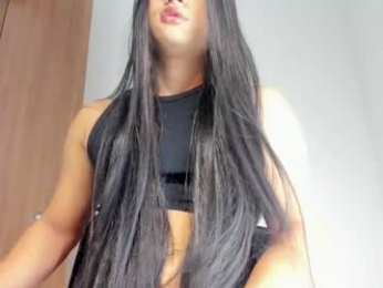 loovelymiia_ webcam model stream image