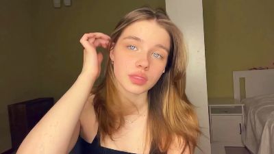 LindseyWatah webcam cam4 model stream image