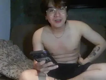 KayNguyenn webcam model stream image