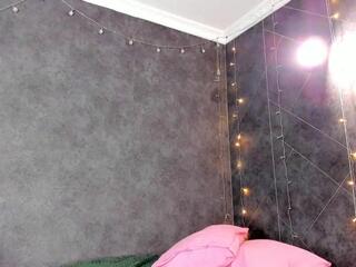 Linda Hopkins webcam flirt4free model stream image