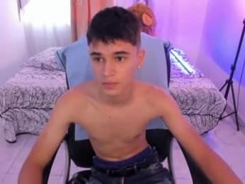 aron_boyy webcam chaturbate model stream image