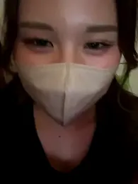noa_chi webcam model stream image