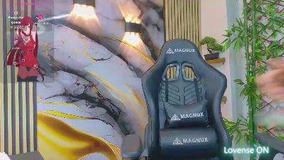 lararoberts_ webcam model stream image