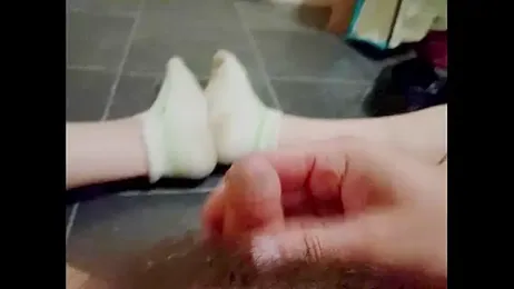 SmallUncutHairy webcam model stream image