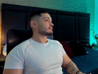 Joss Ackland webcam model stream image