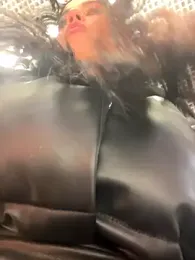 CrazzyChicks webcam model stream image