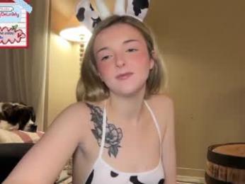 lucydelovely webcam preview