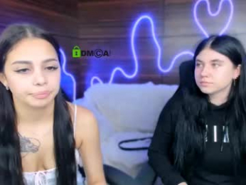 maisy_wallk webcam model stream image