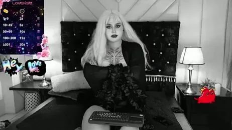 Madamexravenx webcam model stream image