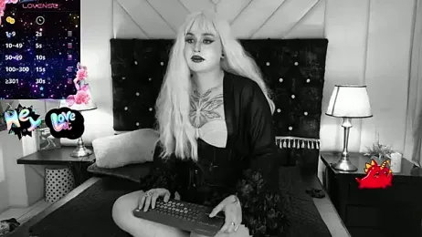 Madamexravenx webcam model stream image