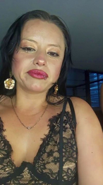 SoffyLovee webcam model stream image