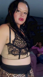 SoffyLovee webcam model stream image