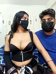 Hearts_Desire webcam model stream image