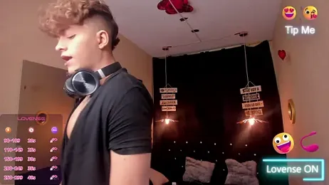 ANDRIUS_24 webcam model stream image
