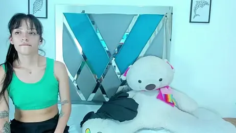 Rizzi_AND_West webcam model stream image