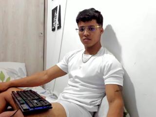 Santhiago Orson webcam flirt4free model stream image