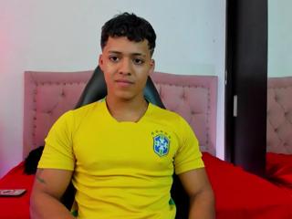 Santhiago Orson webcam model stream image