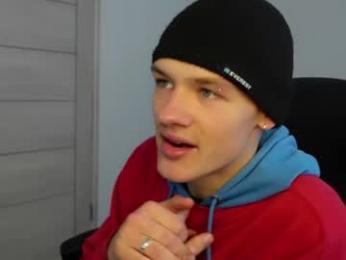 chris_holt webcam model stream image
