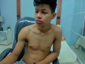 leslieanddrako webcam model stream image