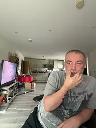 LondonTeffy webcam model stream image