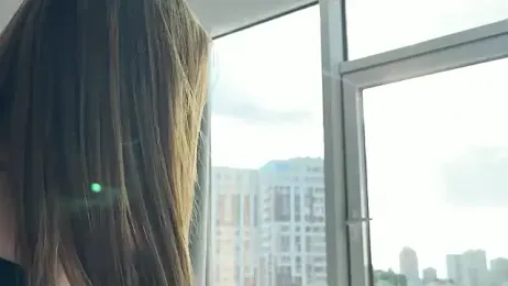 Kisskeyy webcam model stream image