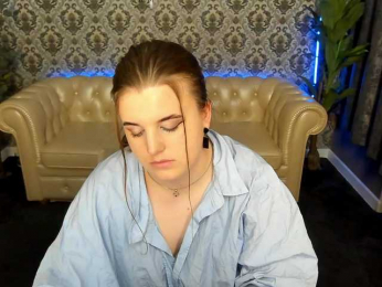 KristiMoons webcam model stream image
