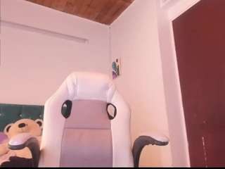 jhiinny-brownn webcam model stream image