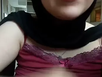 gizzz34 webcam stripchat model stream image