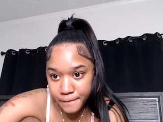 ohsothatskarlie webcam model stream image