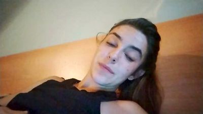 Morena023 webcam cam4 model stream image