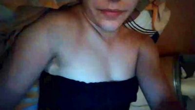 Morena023 webcam model stream image