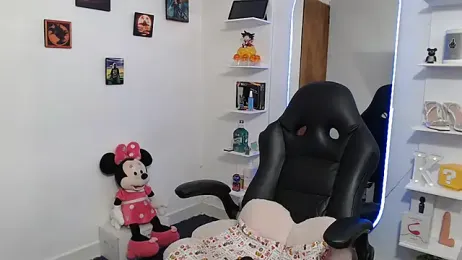 --Kenia webcam model stream image