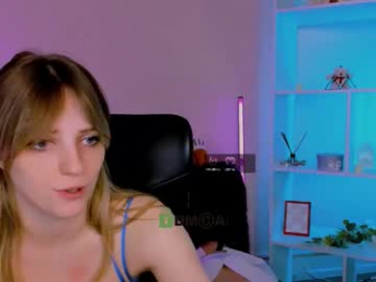 gloria_bubble webcam model stream image