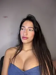 DulceLenns webcam model stream image