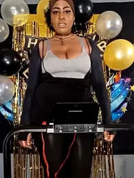 AmazonianMistress webcam stripchat model stream image