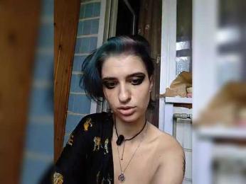 UntouchableSquirtWitch webcam bongacams model stream image