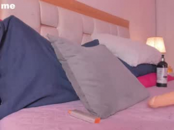missjuliaa_ webcam model stream image