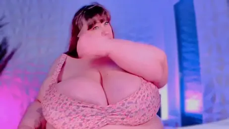 BiggyMelon webcam model stream image