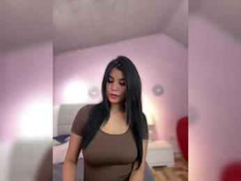 Julinaa9 webcam bongacams model stream image
