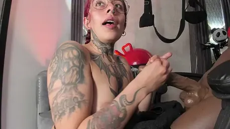 selene_red_ webcam model stream image