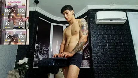 Cristopher23_ webcam model stream image